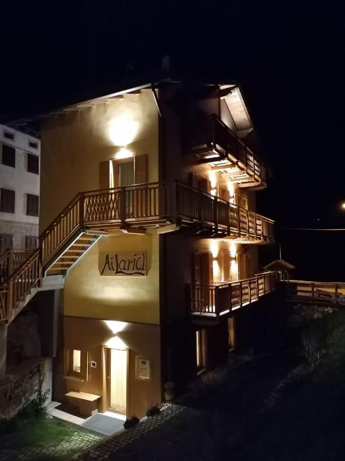 Готель Ai Larici Perarolo di Cadore Екстер'єр фото