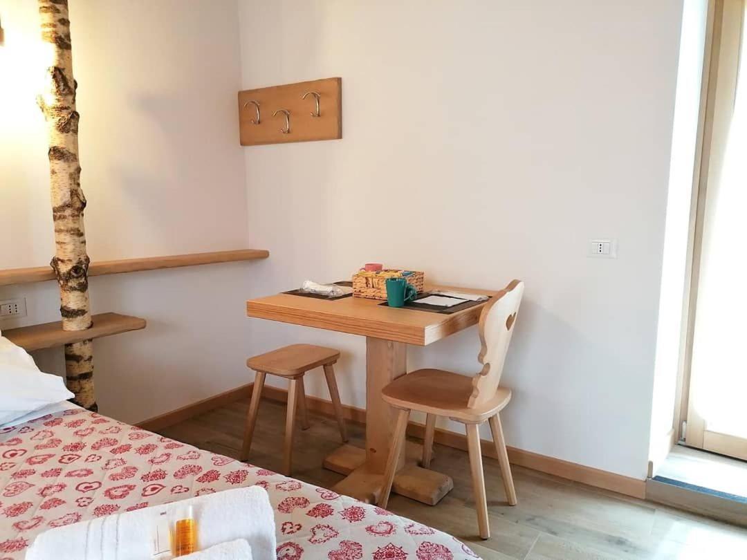 Готель Ai Larici Perarolo di Cadore Номер фото