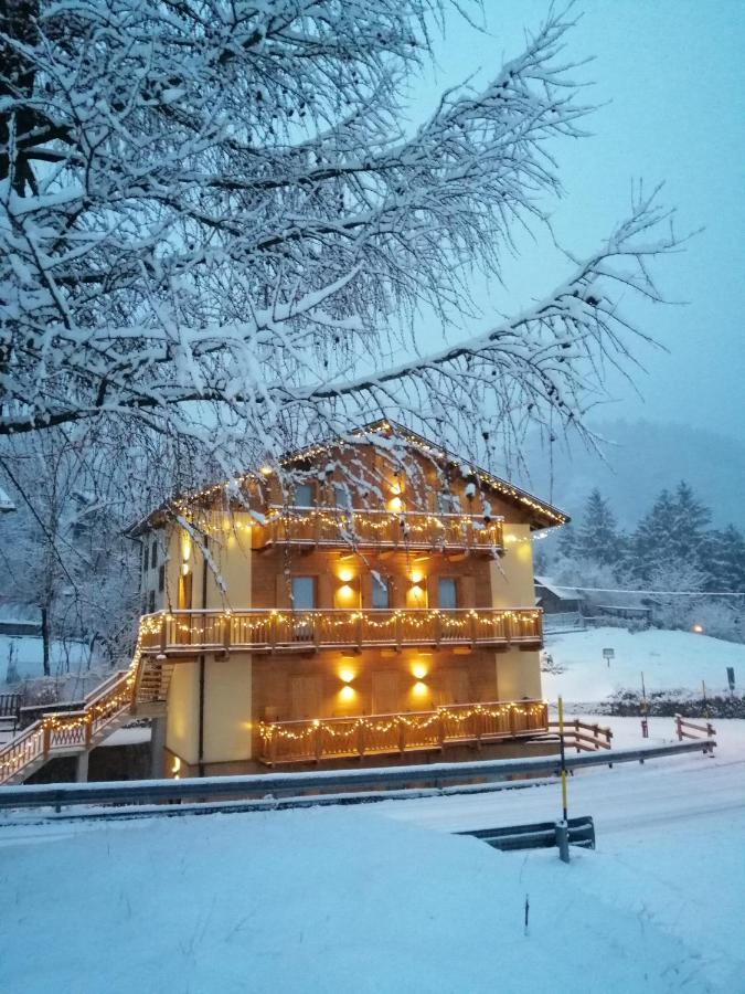 Готель Ai Larici Perarolo di Cadore Екстер'єр фото